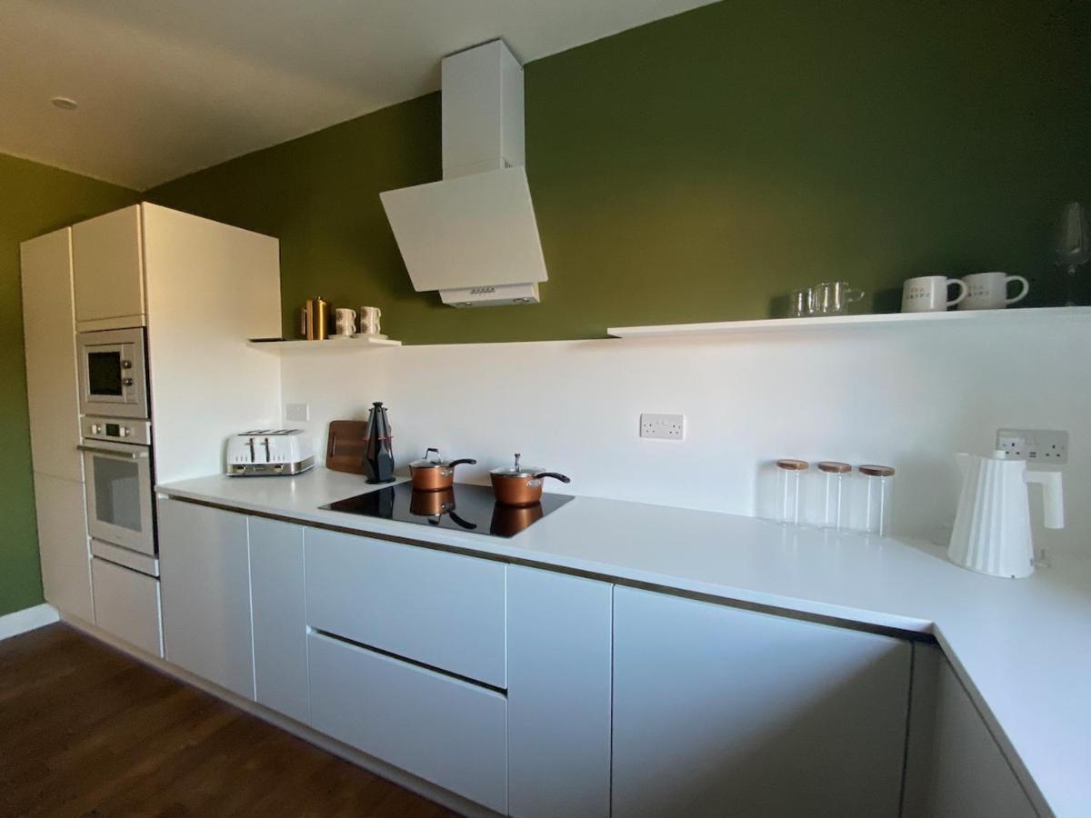 Arbroath Luxury Apartment In Mcm Style Exterior photo
